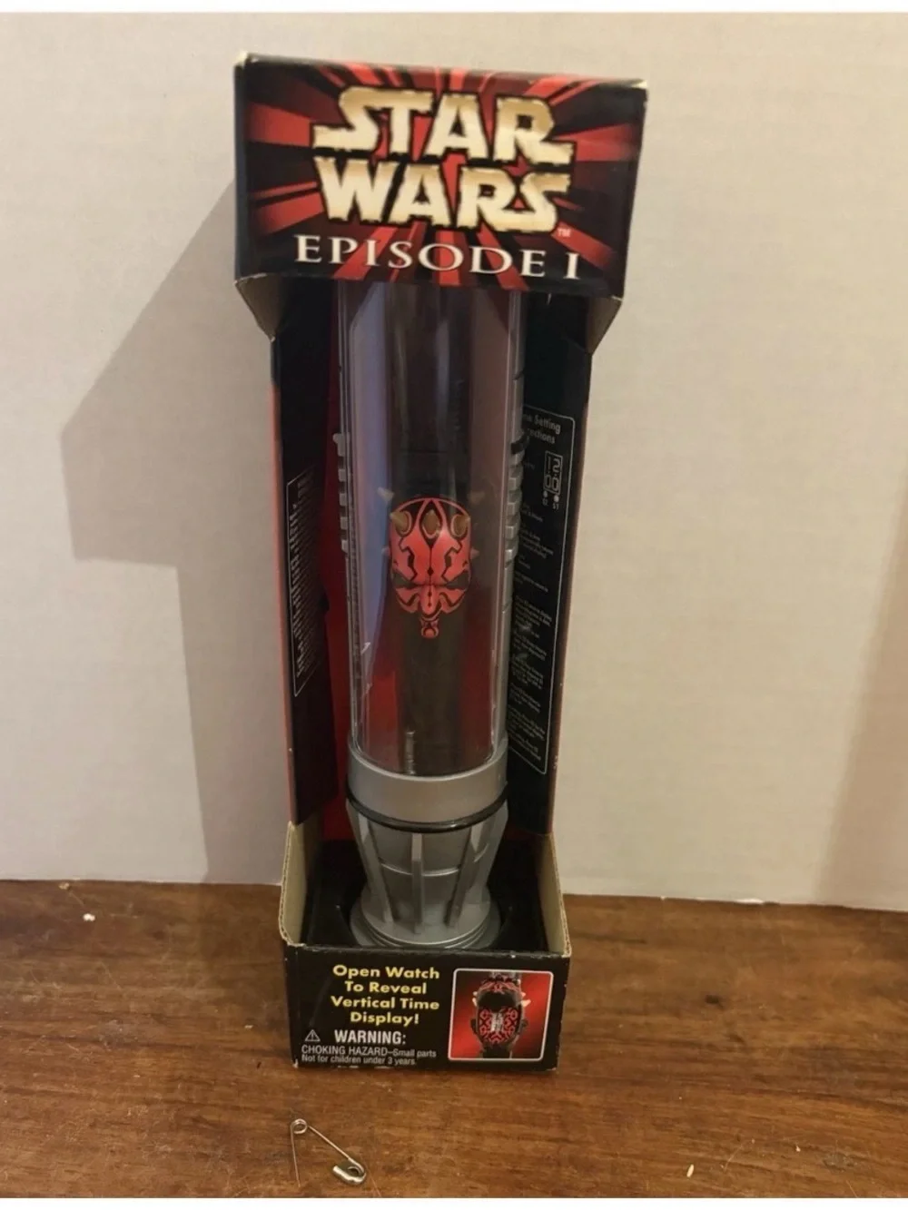 Star Wars Episode I Darth Maul Collector Watch Lightsaber Display Case 1999